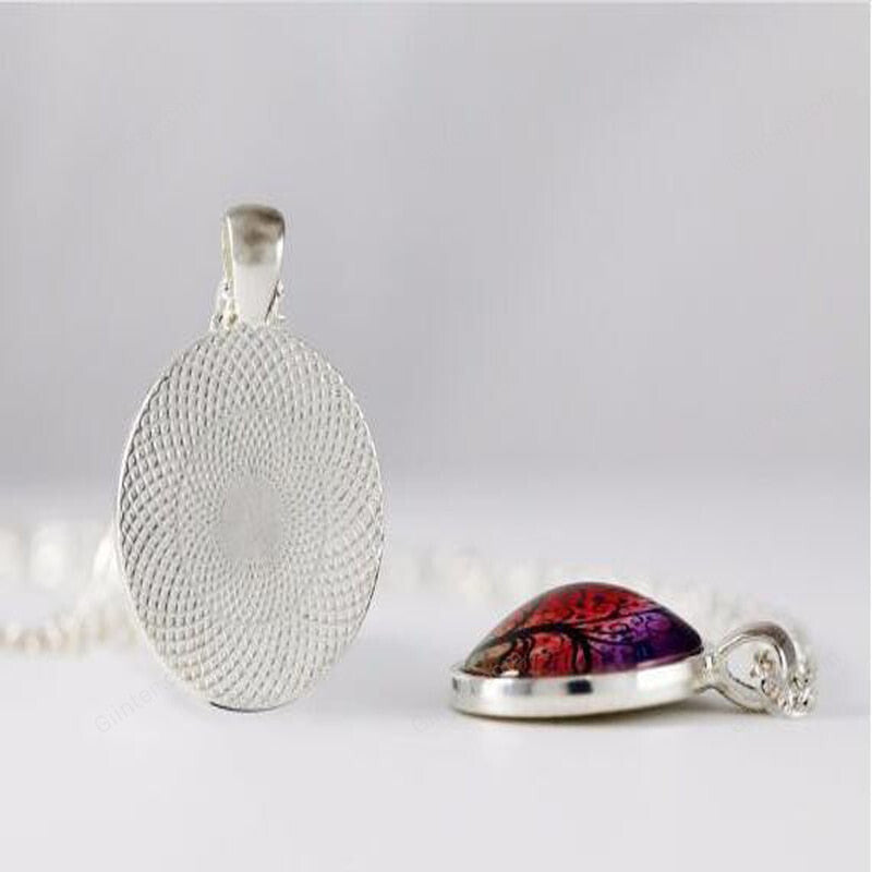 How The Grinches Stole glass Pendant necklace
