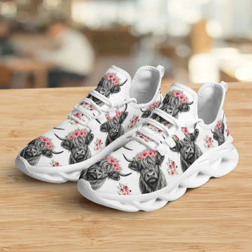 Cute Highland Cow Running Max Soul Shoes GINCOW56